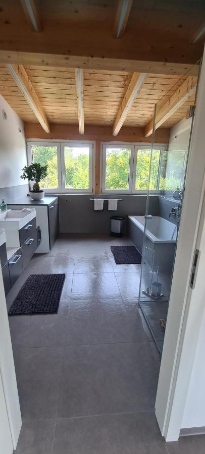 Moderne Ferienunterkunft/Wohnung Burgthann Kültér fotó