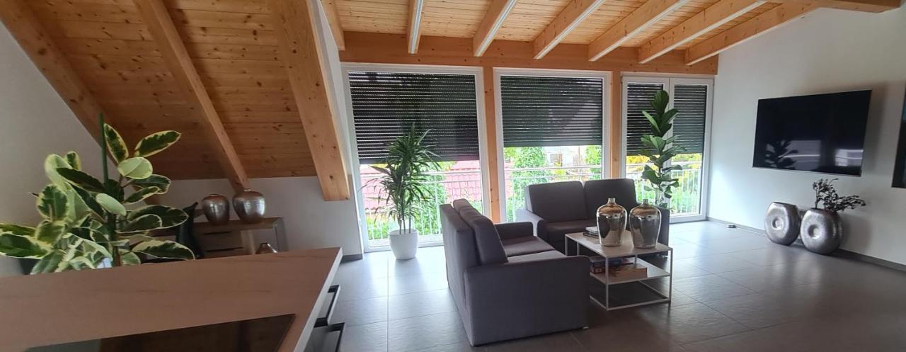 Moderne Ferienunterkunft/Wohnung Burgthann Kültér fotó